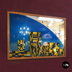 Specchio da parete decorativo con vetro colorato, 1980 ca.