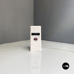 Radio a colonna in plastica bianca,  1990 ca.