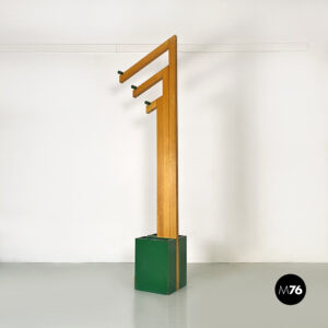 Appendiabiti in legno verde con portaombrelli, 1980 ca.