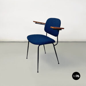Sedia con braccioli e tessuto blu, 1960 ca.