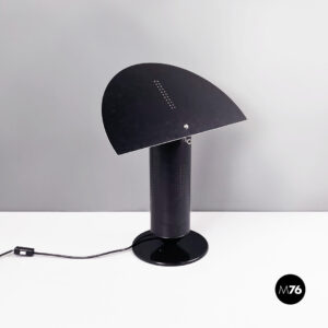 Lampada da tavolo in metallo nero opaco, 1980 ca.