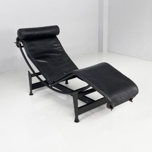 Chaise longue LC4 di Le Corbusier, Pierre Jeanneret e Charlotte Perriand per Cassina, 1980 ca.