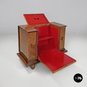 Mobile bar in legno e legno verniciato rosso, 1930 ca.