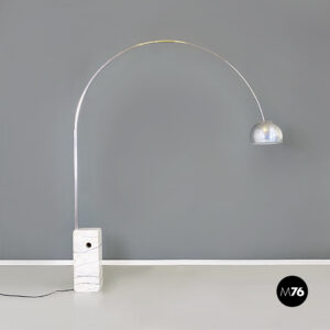 Lampada da terra Arco di Achille e Piergiacomo Castiglioni per Flos,  1960 ca.