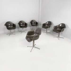 Poltrone La Fonda di Charles Eames per Herman Miller, 1960 ca.