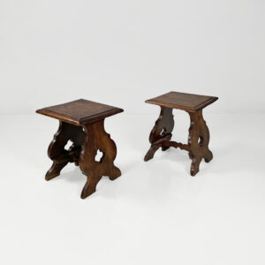 Sgabelli in legno, fine 1800 ca.