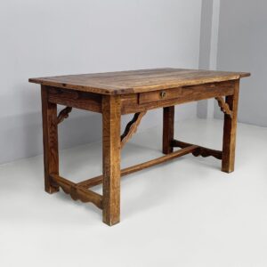 Tavolo da pranzo con cassetto in legno, inizio 1900 ca.