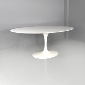 Tavolo da pranzo Tulip di Eero Saarinen per Knoll, 1990 ca.