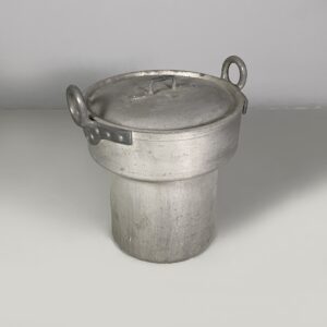 Pentola con coperchio in alluminio, 1930 ca.