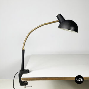 Lampada da tavolo in metallo verniciato nero e oro, 1970 ca.
